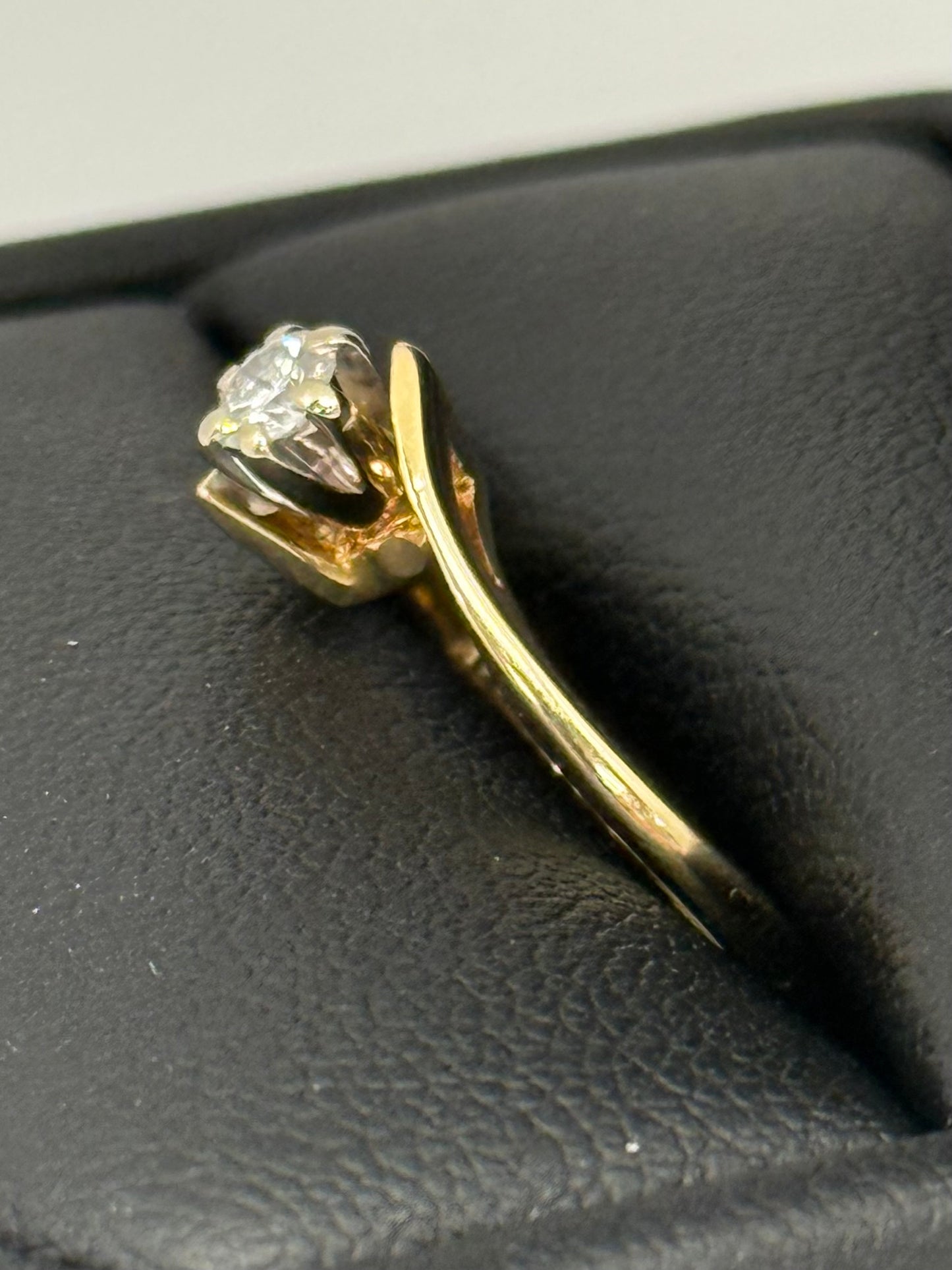 Gold Diamond Ring