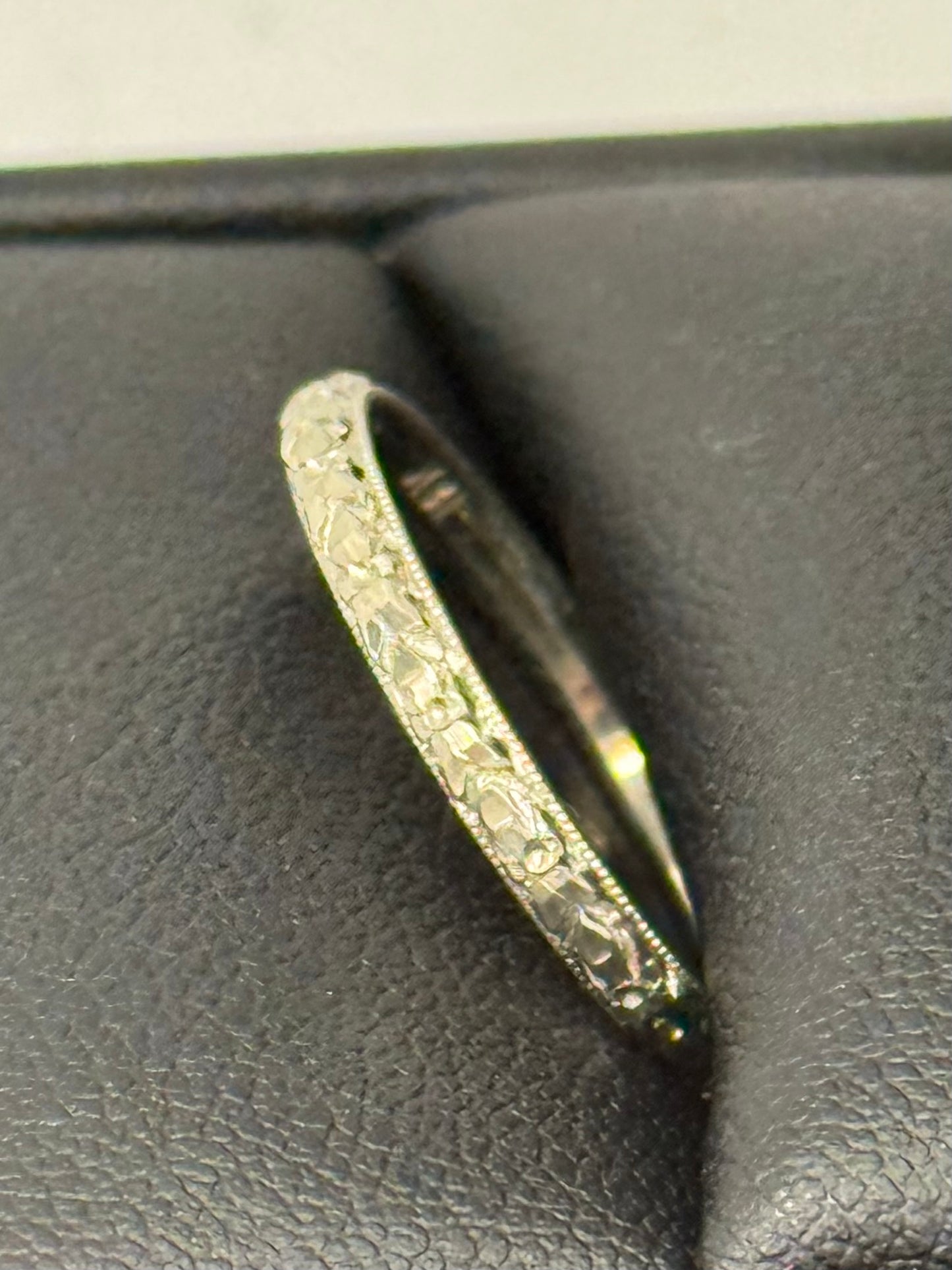 Fashion Carved Band