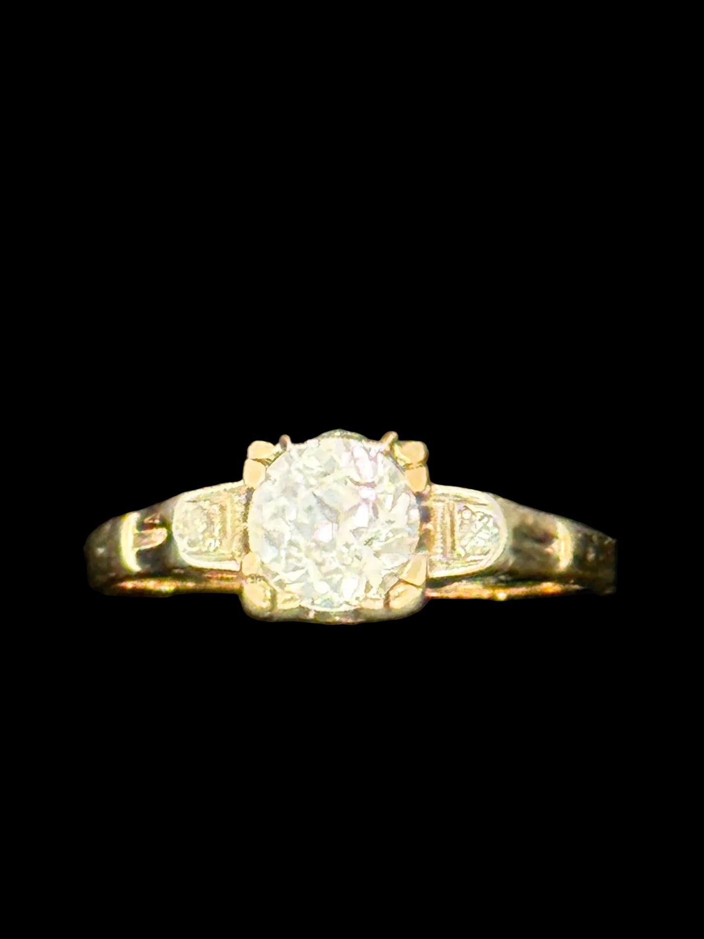 YAG Fashion Ring
