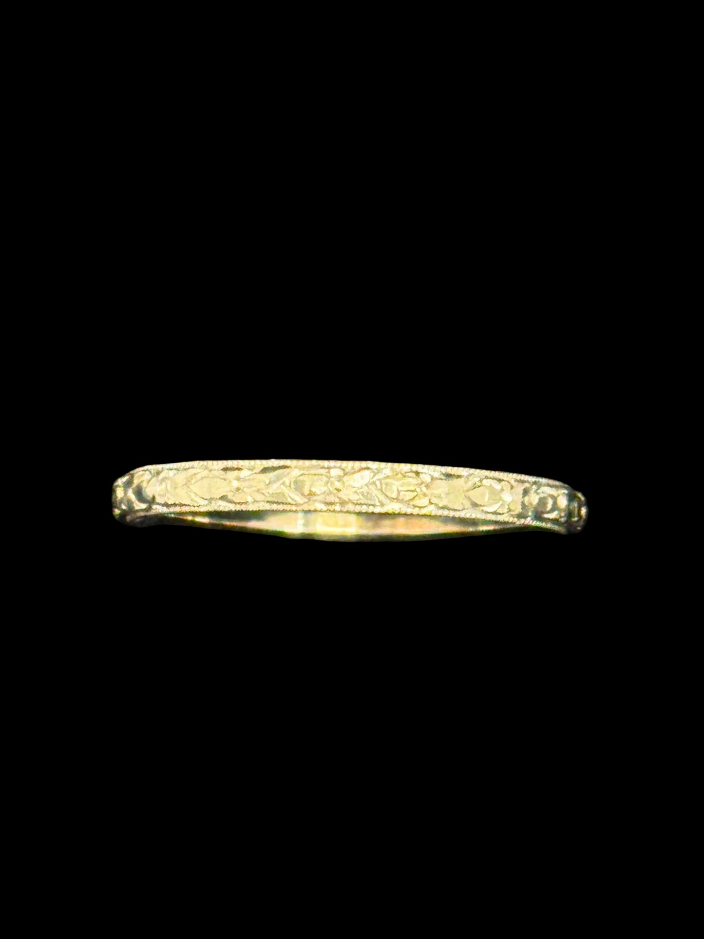 Fashion Carved Band