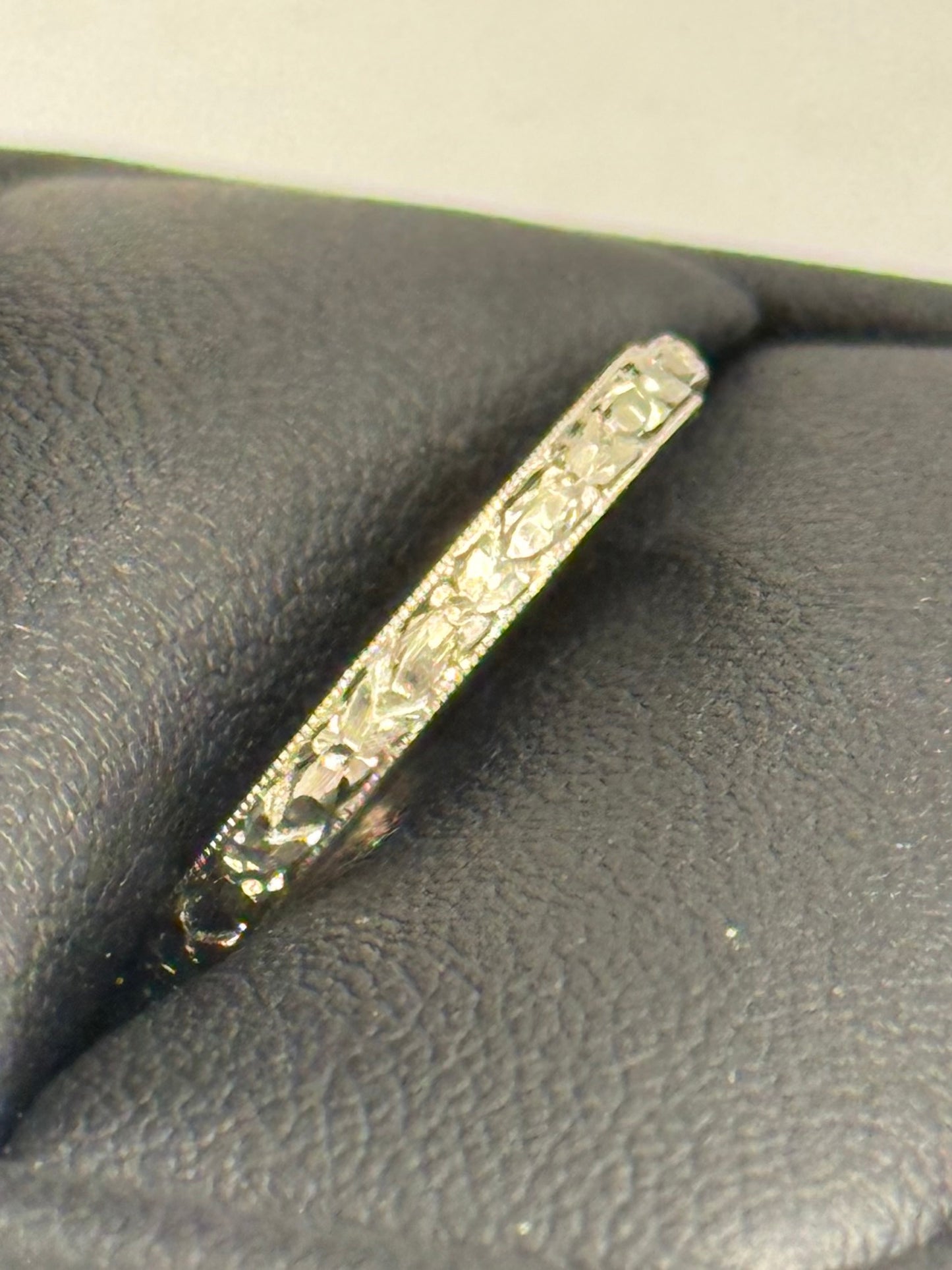 Fashion Carved Band