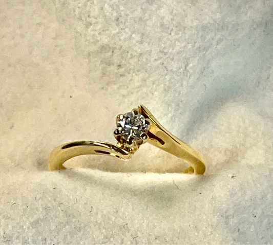 Gold Diamond Ring