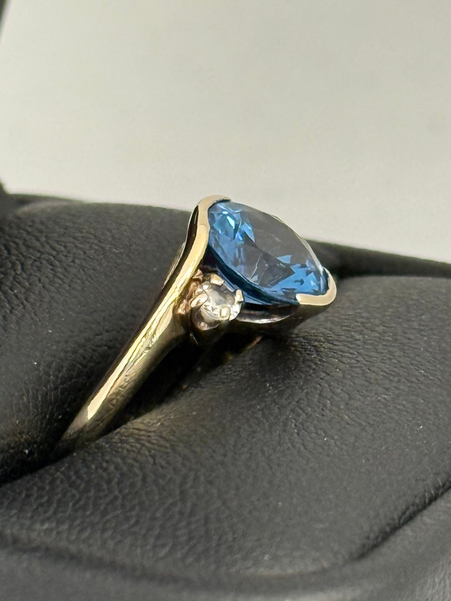 Synthetic Spinel Ring