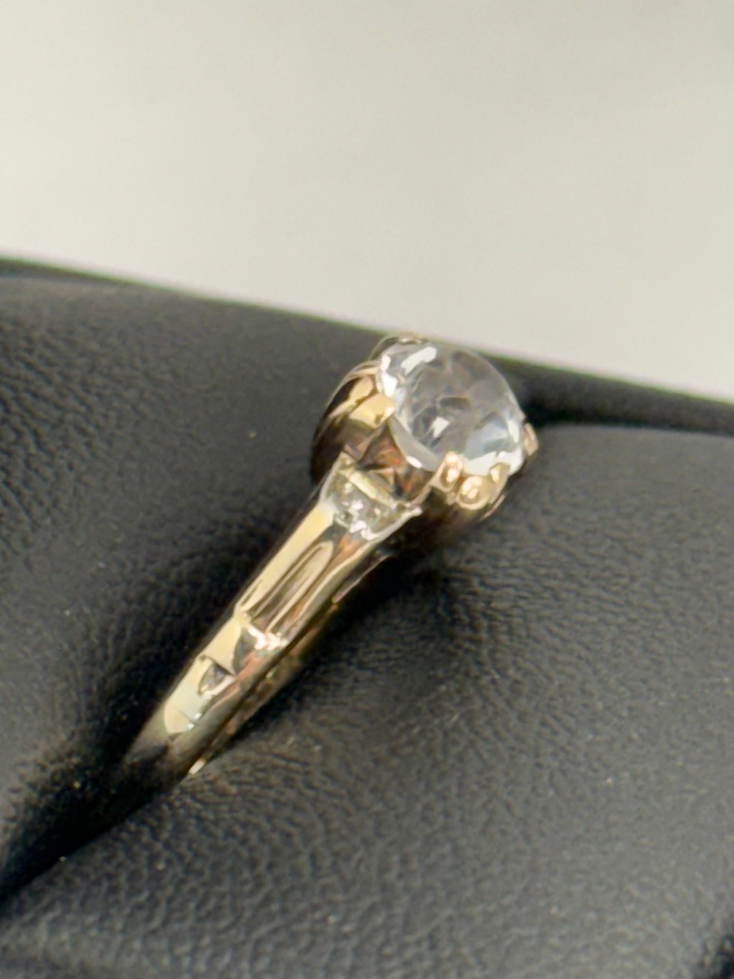 YAG Fashion Ring