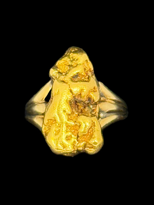 Lady’s Gen Nugget Ring