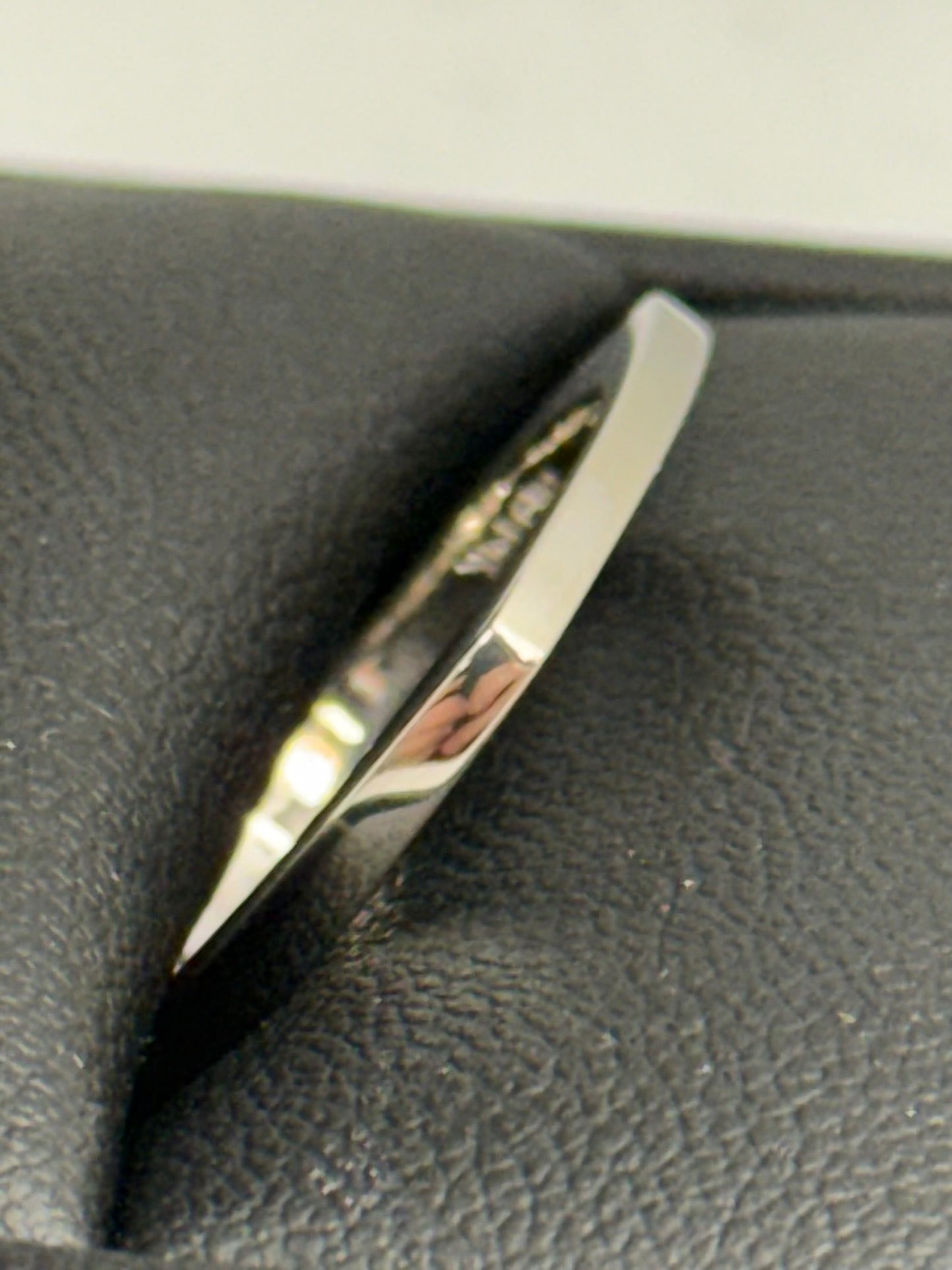 Flat top band