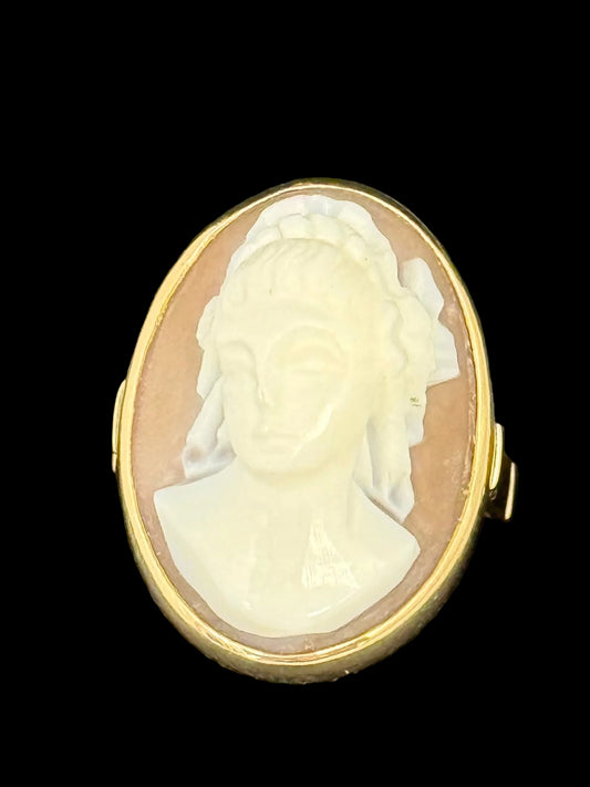 Shell Cameo Ring
