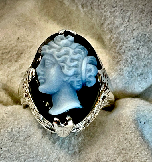 Antique Agate Cameo Ring