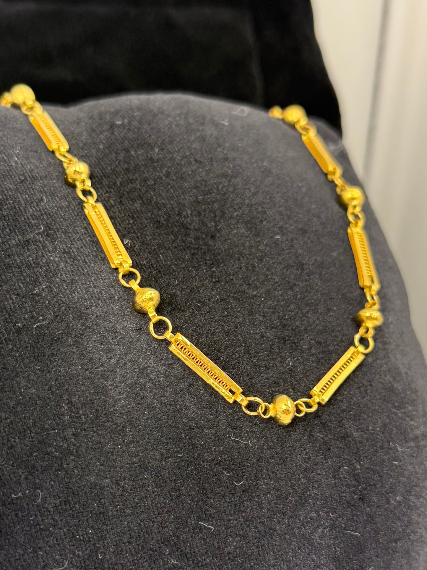 Baht Chain