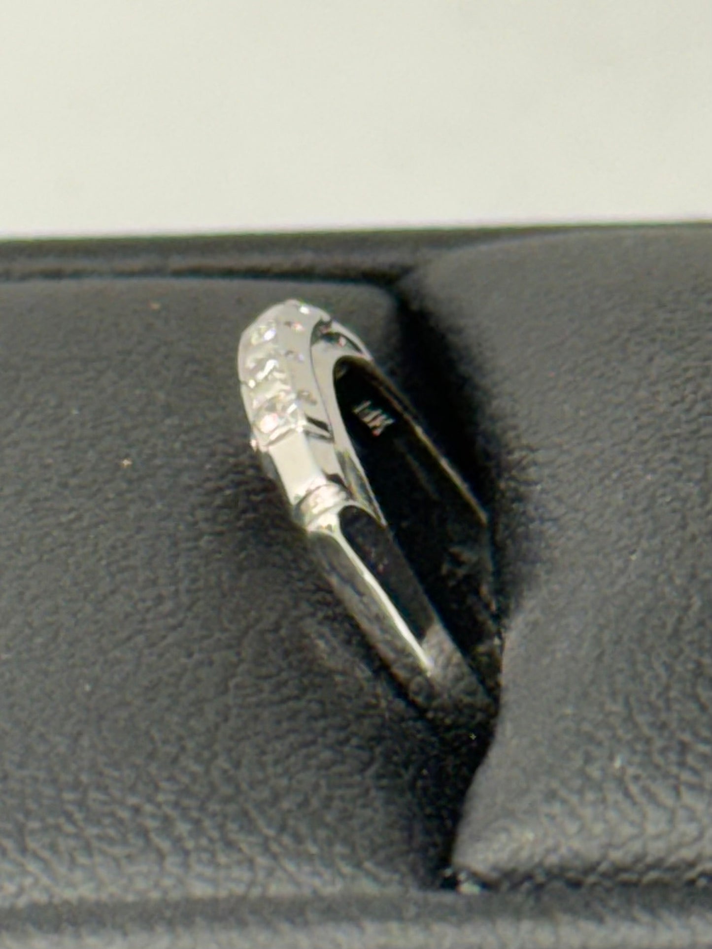 Natural Diamond Band
