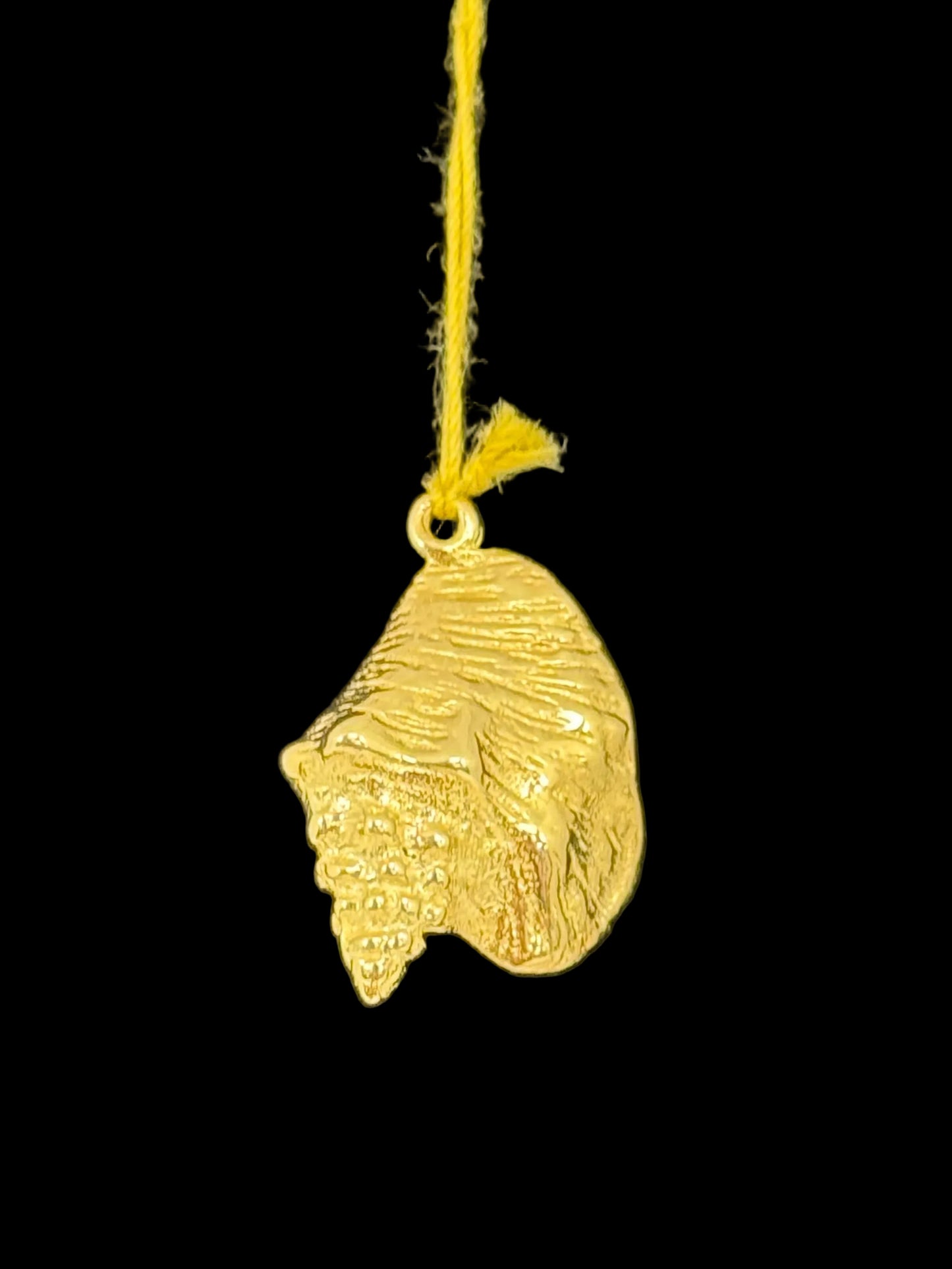 Gold Shell Charm